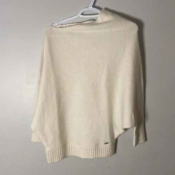 GUESS - Women’s Batwing Knit Sweater - Off White - Size US XS - Picture 4 of 5